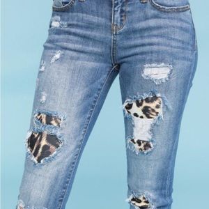 Judy Blue Stretch Skinny Leopard Patch Jeans 9/29